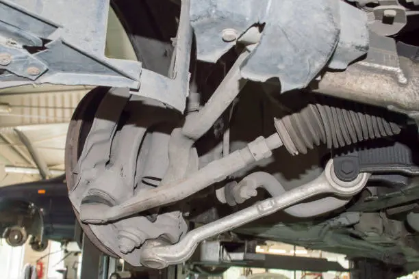 Потцењени „пригушивач“ ваше шасије: како чауре за клизач обликују врхунски осећај вожње